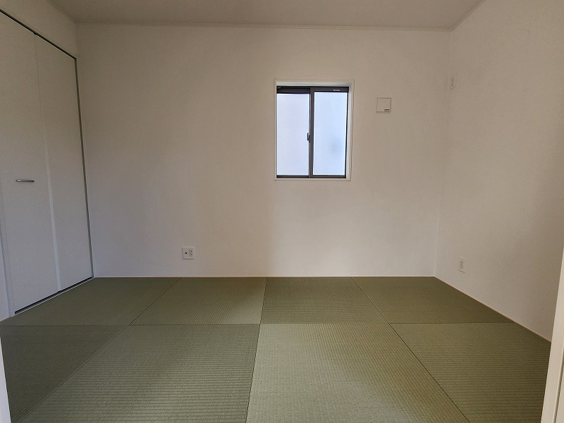 小牧市大字東田中　新築戸建　2号棟の和室|畳の上でゆっくりとくつろげる和室です