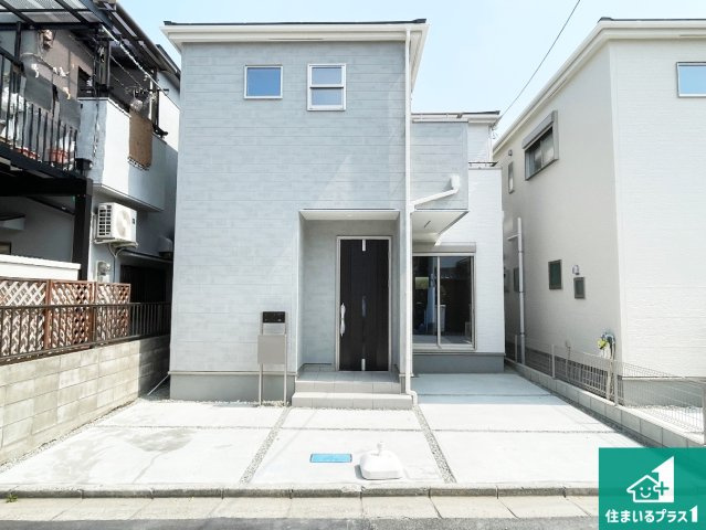 八尾市小畑町　第7期　新築一戸建ての外観|お客様に長く安心して住んでいだだける事にこだわった家づくり！住んでからのアフターサービスにもしっかりと取り組んでいます！