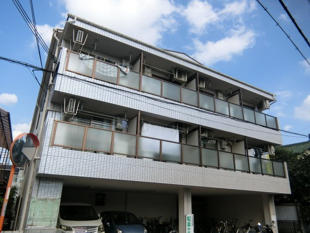 コーポ平尾の外観