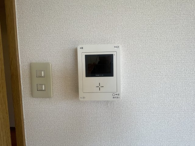 【セキュリティ】 | リーベスト広田 | モニター付きインターホン