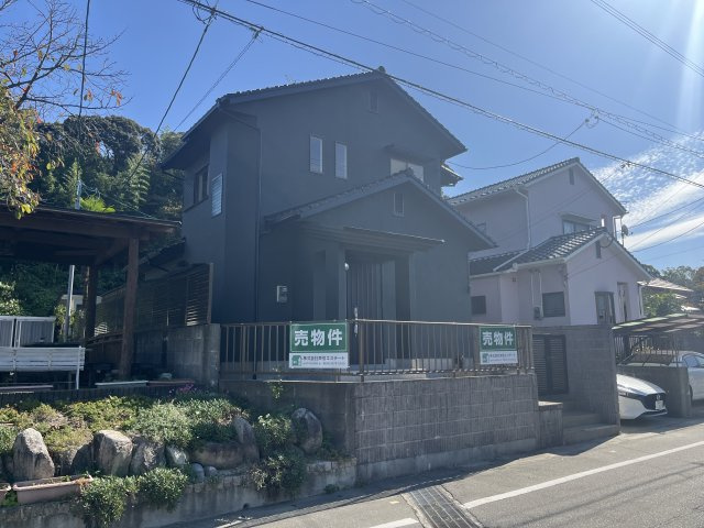 春日市松ヶ丘戸建ての外観