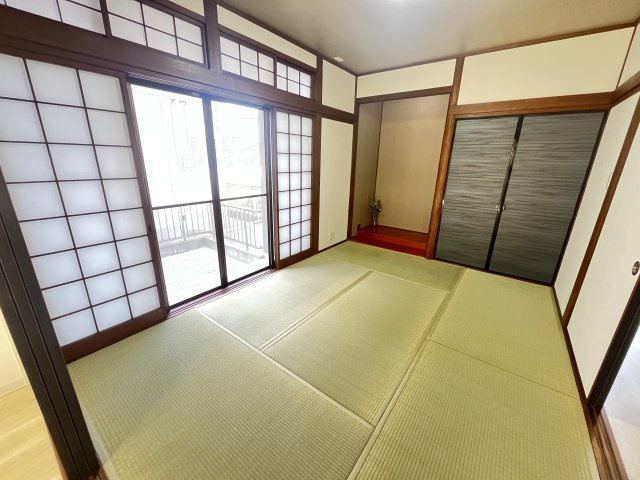 春日市松ヶ丘戸建ての和室