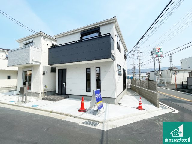 八尾市小畑町　第7期　新築一戸建ての外観|安心の10年保証！外観を美しく保ち、雨水で汚れを落とします！気になることがありましたら、お気軽にお問い合わせください！