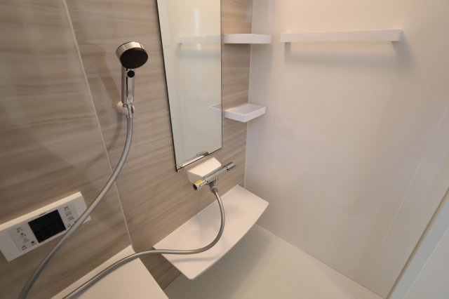 《仲介手数料無料》大宮区櫛引町１丁目332-6新築一戸建てグランパティオの浴室