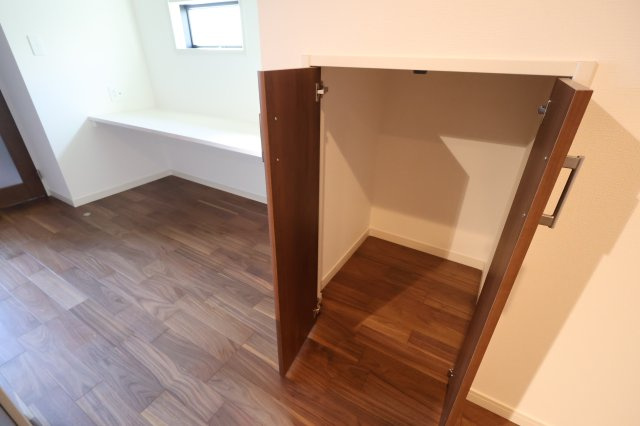 《仲介手数料無料》大宮区櫛引町１丁目332-6新築一戸建てグランパティオの収納