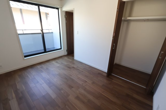 《仲介手数料無料》大宮区櫛引町１丁目332-6新築一戸建てグランパティオの洋室