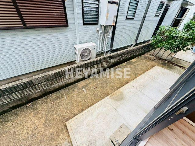 バリュージュRYO　Ａ棟のバルコニー