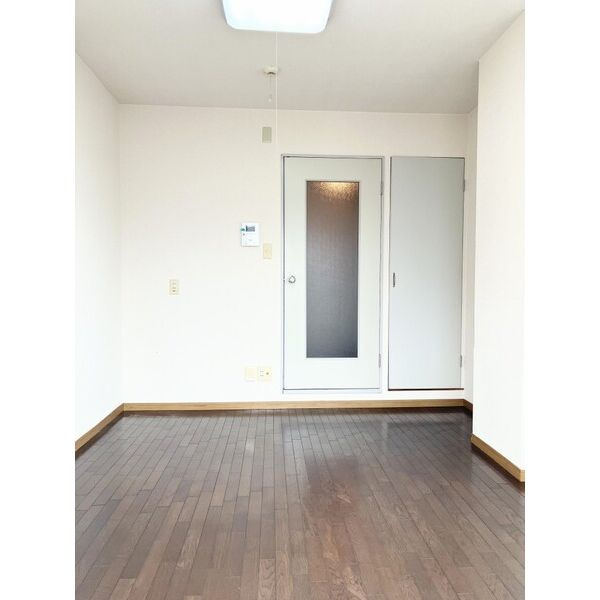 コーポ森の居間・リビング