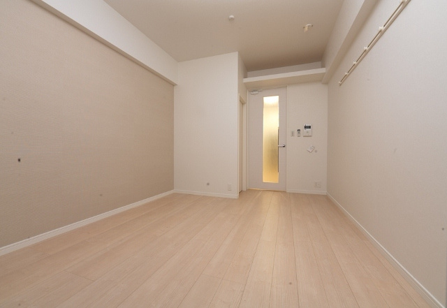 新品家具付きマンション天神25(KaGood福岡)の居間・リビング|ゆったり過ごせるリビングです