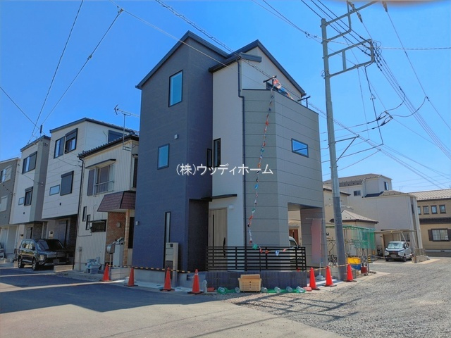 越谷市恩間　新築一戸建ての外観