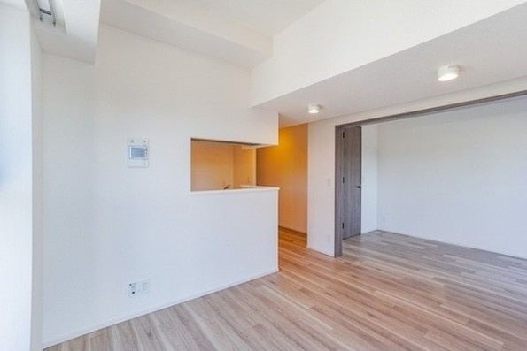 【居間・リビング】