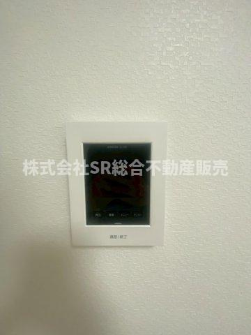 御厨西ノ町1丁目中古戸建の防犯設備|モニター付きインターホンがあり女性やお子様にも安心です！