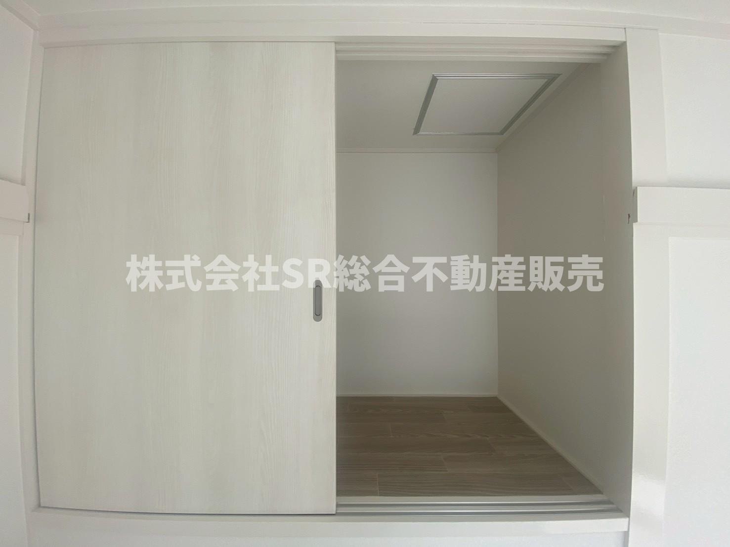 御厨西ノ町1丁目中古戸建の収納|こまごまとしたものを収納できそうですね