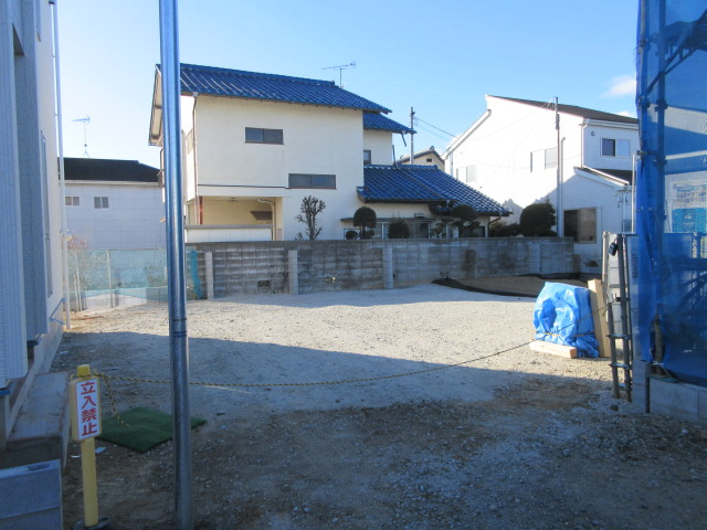 【仲介手数料無料】新築戸建　嵐山町川島2334-3（全1棟）の前面道路含む現地写真