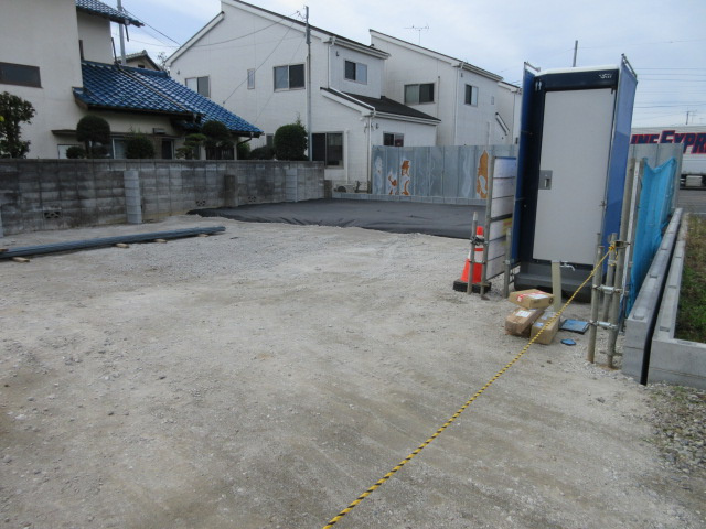 【仲介手数料無料】新築戸建　嵐山町川島2334-3（全1棟）の前面道路含む現地写真