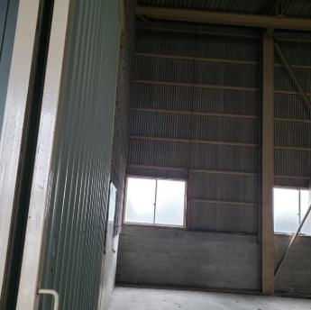 北側倉庫の内装