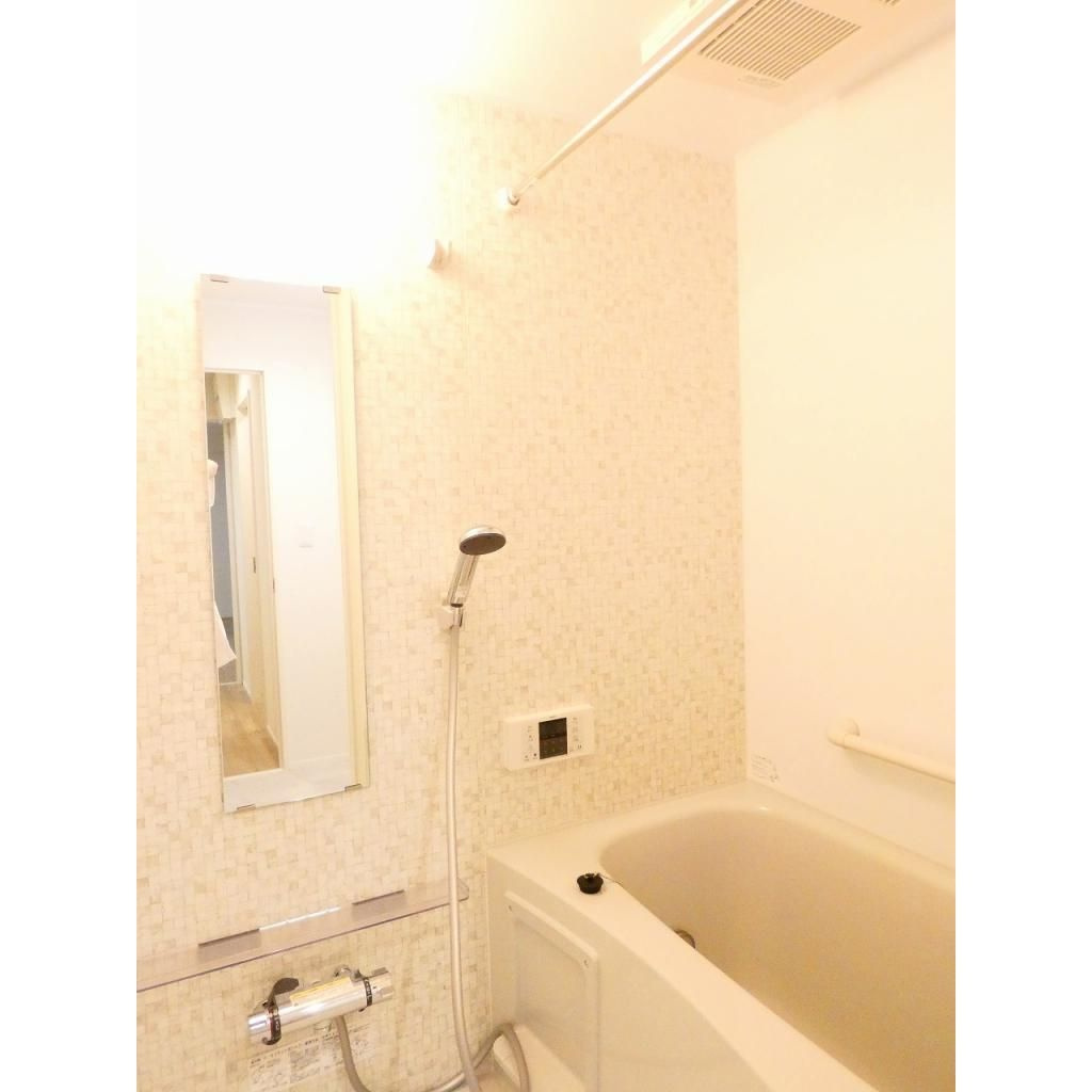 プラザN.J.Aの浴室