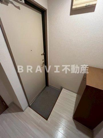 グランド・ソレイユ　BRAVI不動産の玄関|【グランド・ソレイユ】きれいな玄関です