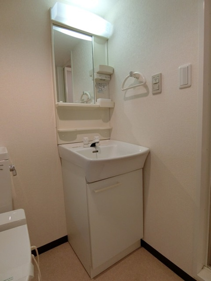 【独立洗面台】 | ＊別室参考