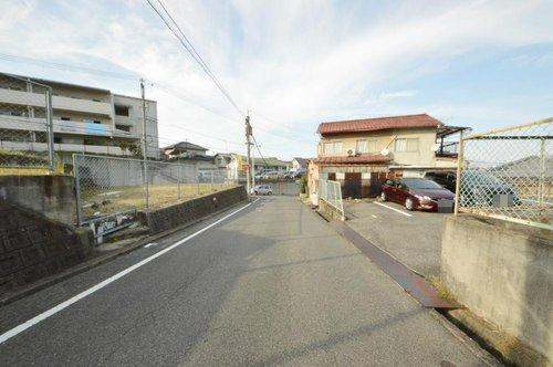 西本浦町の前面道路含む現地写真|車通りも少ないので安心です☆