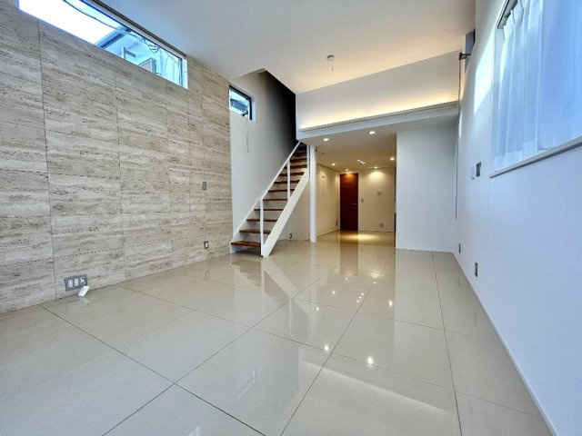 世田谷区上馬３丁目　中古一戸建　東急田園都市線　駒沢大学