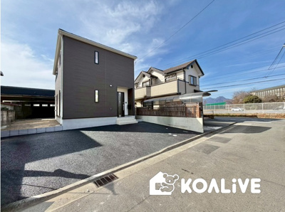 【外観】 | 前橋市関根町　新築住宅 | 完成済み！いつでも新生活を始めることができます。
開放感あるLDK！
陽当り、風通しも良い暖かな住まいです。
KOALIVE （コアライブ）【0120-919-727】
