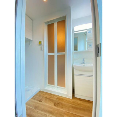 【独立洗面台】 | クリスタルコート中野新橋 | 嬉しい独立洗面台付き。