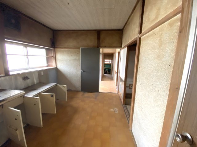 山武市本須賀3829-38中古戸建の居間・リビング