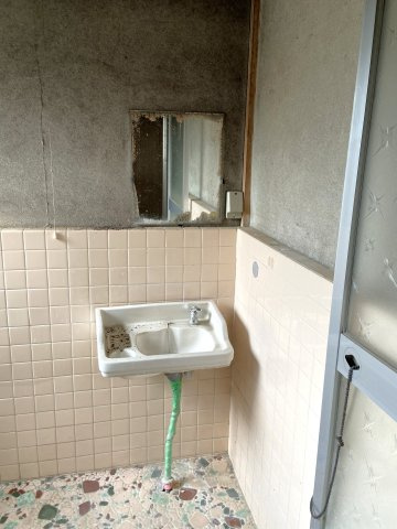 山武市本須賀3829-38中古戸建の洗面所