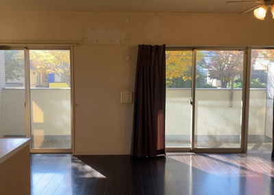 【居間・リビング】 | ミオカステーロ町田 | リビングの間取りの種類は大きくわけてリビングとダイニングが別になっているタイプ、リビングダイニング一体型です。どちらも一長一短ですので、家を選ぶ時はその両面をチェックして決めるようにしましょう。