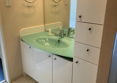 【独立洗面台】 | ミオカステーロ町田 | 洗面化粧台では顔を洗ったり、身だしなみを整えることが本来の使い方ですが、用途によっては洗面化粧台に求められる機能が違ってくるため、ご自身や家族のライフスタイルに合ったものを選ぶことをおすすめ致します。