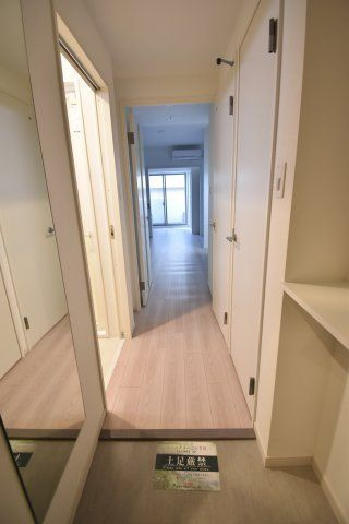 スプランディッド弁天町の玄関