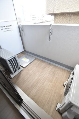 スプランディッド弁天町のバルコニー