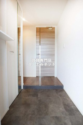 【玄関】 | カーサマリーナモンテカルロ | 住まいの顔ともなる玄関