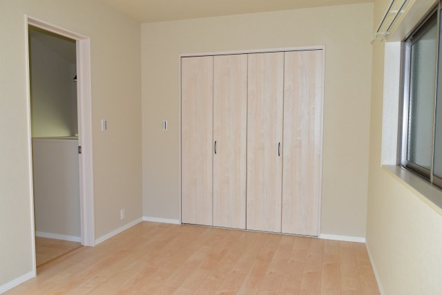 立川市若葉町３丁目の中古一戸建の収納