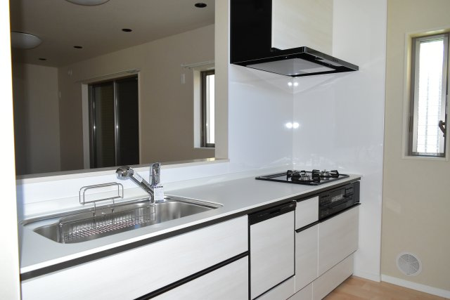 立川市若葉町３丁目の中古一戸建のキッチン