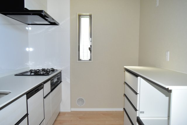 立川市若葉町３丁目の中古一戸建のキッチン