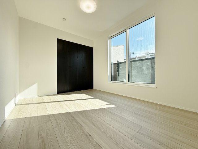 練馬区平和台3丁目 全3棟 2号棟の洋室|2階6.5帖　洋室(2号棟)