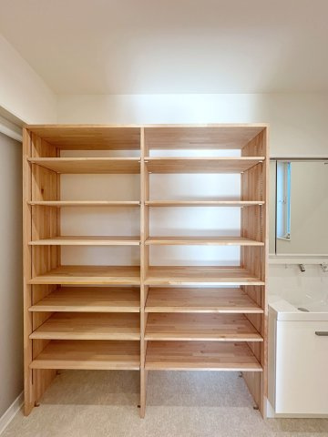 安佐南区上安1丁目No.Bの収納|洗面所収納☆
タオルや着替えなどを収納するのに便利です♪