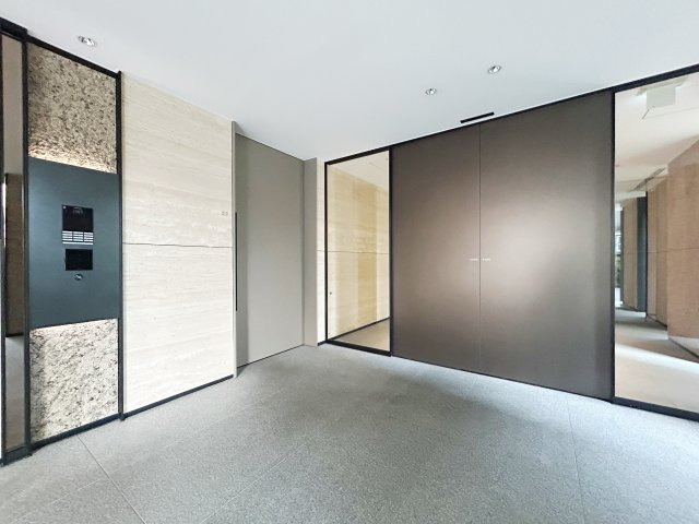 【エントランス】 | ディアナコート用賀