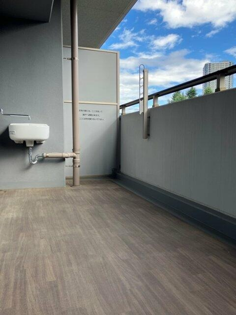 プラウドシティ加賀学園通りのバルコニー