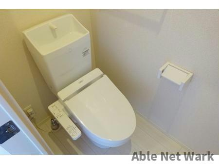 フランシーズのトイレ|落ち着いたトイレです