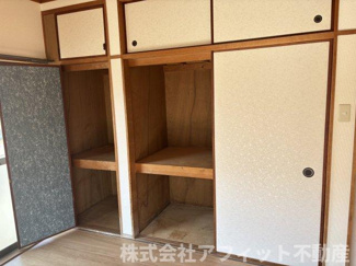 【その他】 | ハイツさらがい | 押入れ