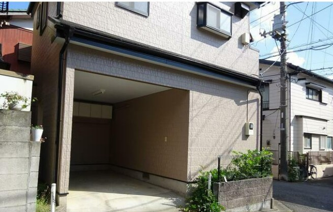 渡戸３丁目貸家の駐車場