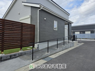【設備】 | リナージュ那須塩原市下永田5丁目24-1期　12号棟 | 玄関にはスロープもございます♪