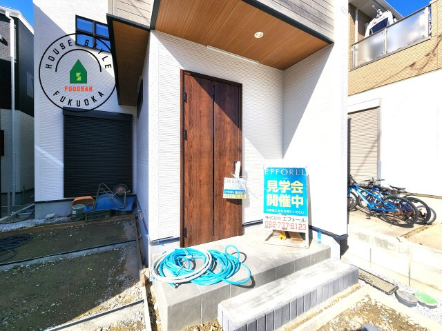 福岡市西区小戸3丁目第1-3棟（3号棟）　の外観：施工例|おでかけの時も帰った時も、「我が家」を最初に感じでもらえる素敵な空間に。