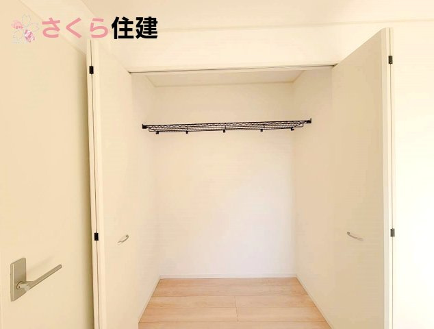 クレイドルガーデン中岡本町第10　１号棟の設備|同社施工物件の写真です。浴室暖房乾燥機は冬は暖かく、雨の時期には洗濯乾燥に大活躍です◎