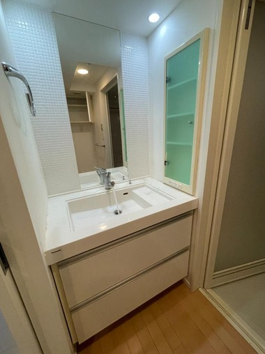 【独立洗面台】