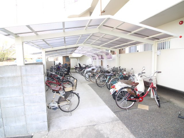 ハイツ長岡京のその他共用部分|駐輪場