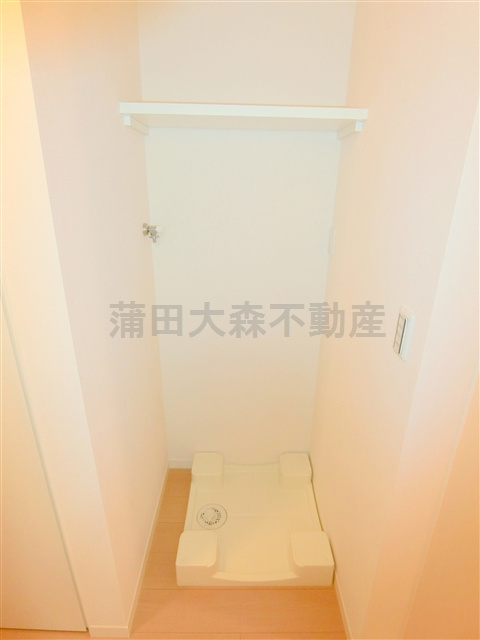 Bicheno(ビジュノの設備|たん付きの洗濯機置き場